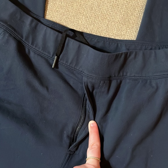 Men’s Lululemon Trainer Pants - Picture 7 of 11